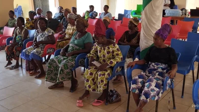 Sensibilisation des femmes de Badja par PADES Togo
