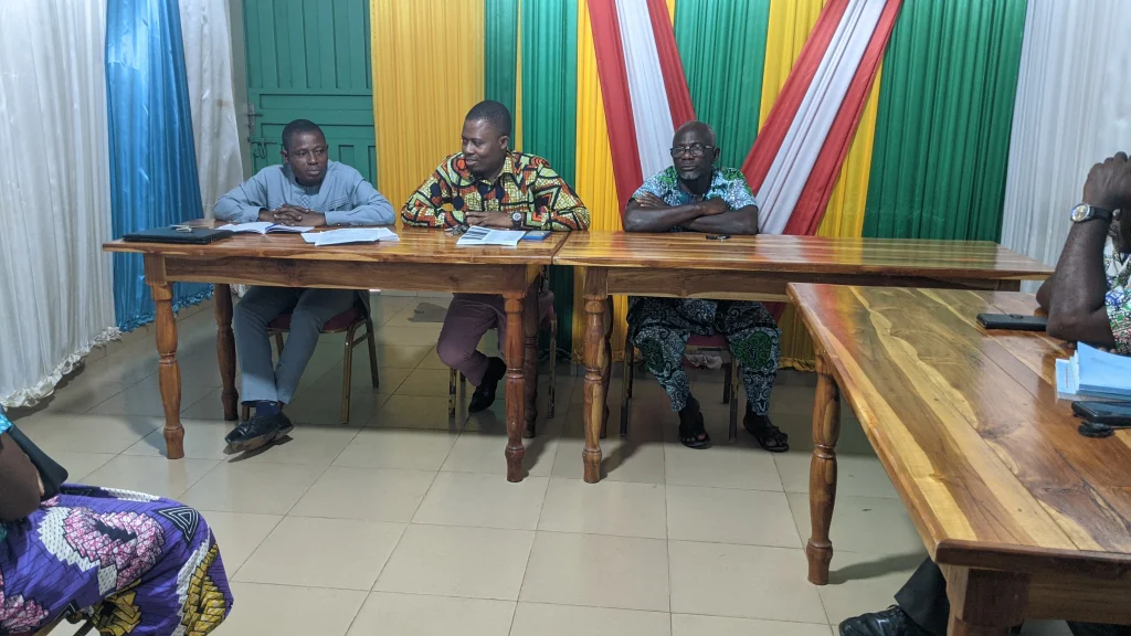 Femmes participant à la formation du civisme fiscal