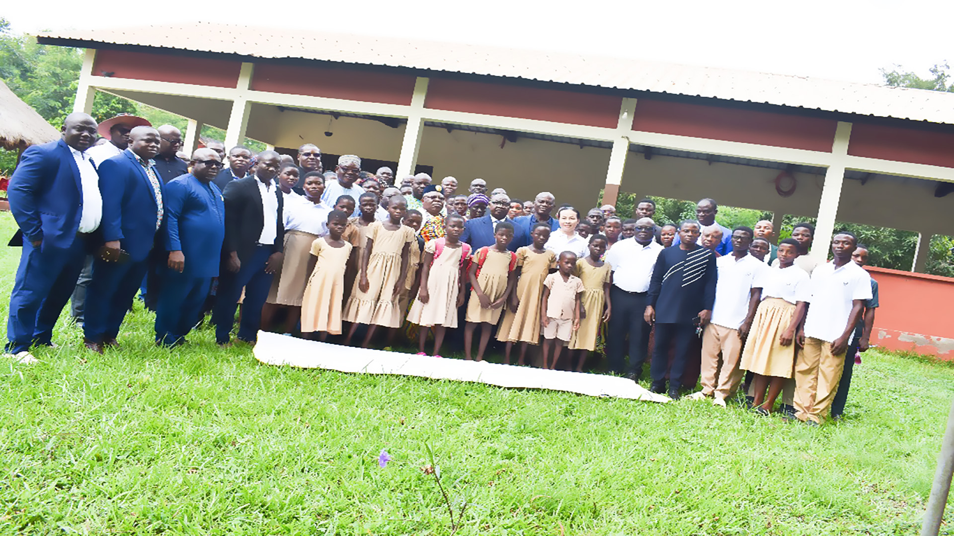Photo de famille lancement d'établissement de jugement supplétif