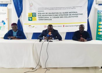 Photo des officiels, validation guide national MKT